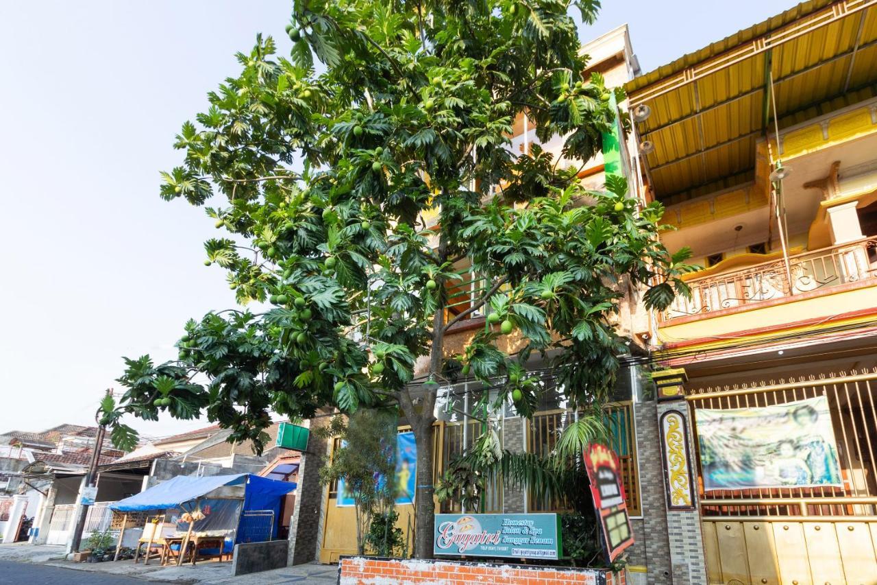 Homestay Gayatri Sawojajar Near Univ Negeri Malang Kampus 2 Mitra Reddoorz Экстерьер фото