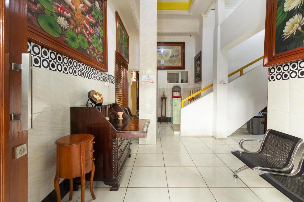 Homestay Gayatri Sawojajar Near Univ Negeri Malang Kampus 2 Mitra Reddoorz Экстерьер фото